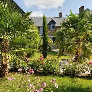 La Bastide Du Moulin - Mont St Michel Bed & Breakfast